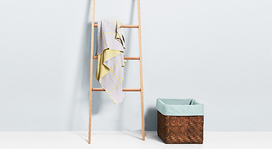 北欧极简创意艺术家居榉木衣帽钩置物架